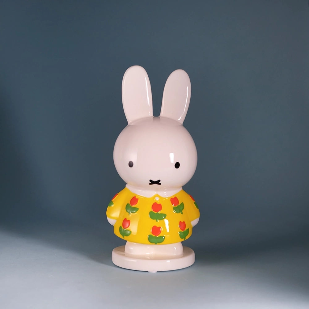 Miffy Tulip Bank – MCA Chicago Store