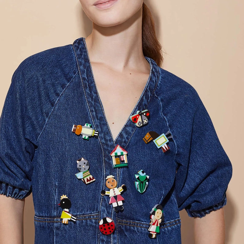 Rio Cat Figurine Brooch