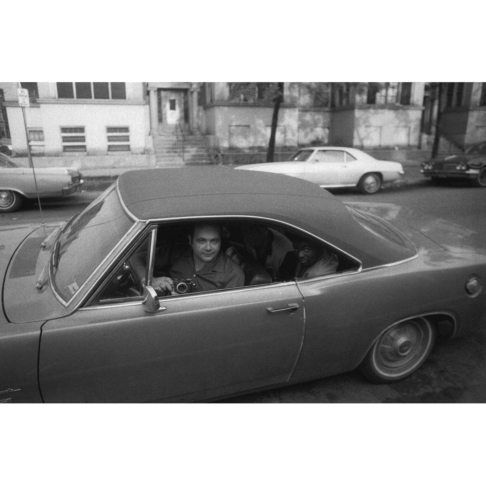Troublemakers: Chicago Freedom Struggles through the Lens of Art Shay