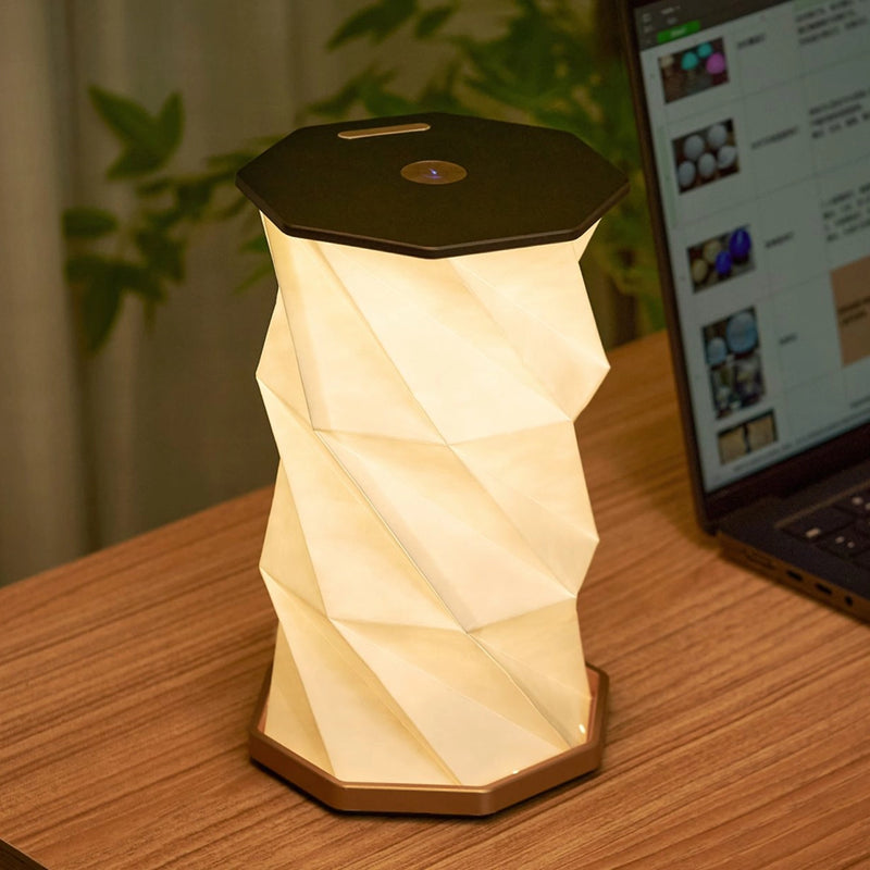 Twist Hexagon Lamp