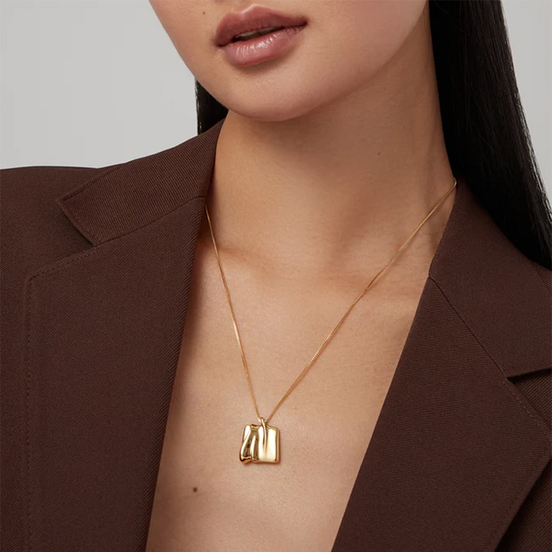 Sundra Pendant Necklace - Small