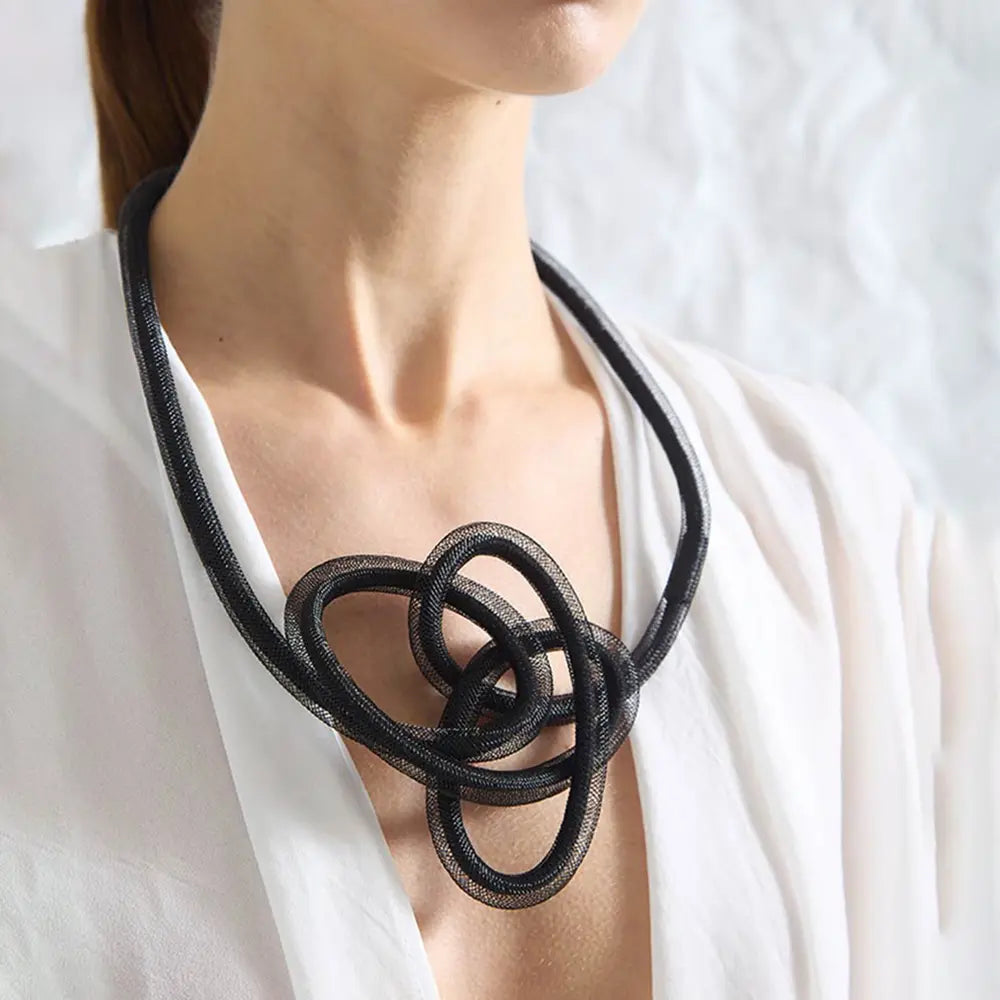Life Knots Necklace - Short