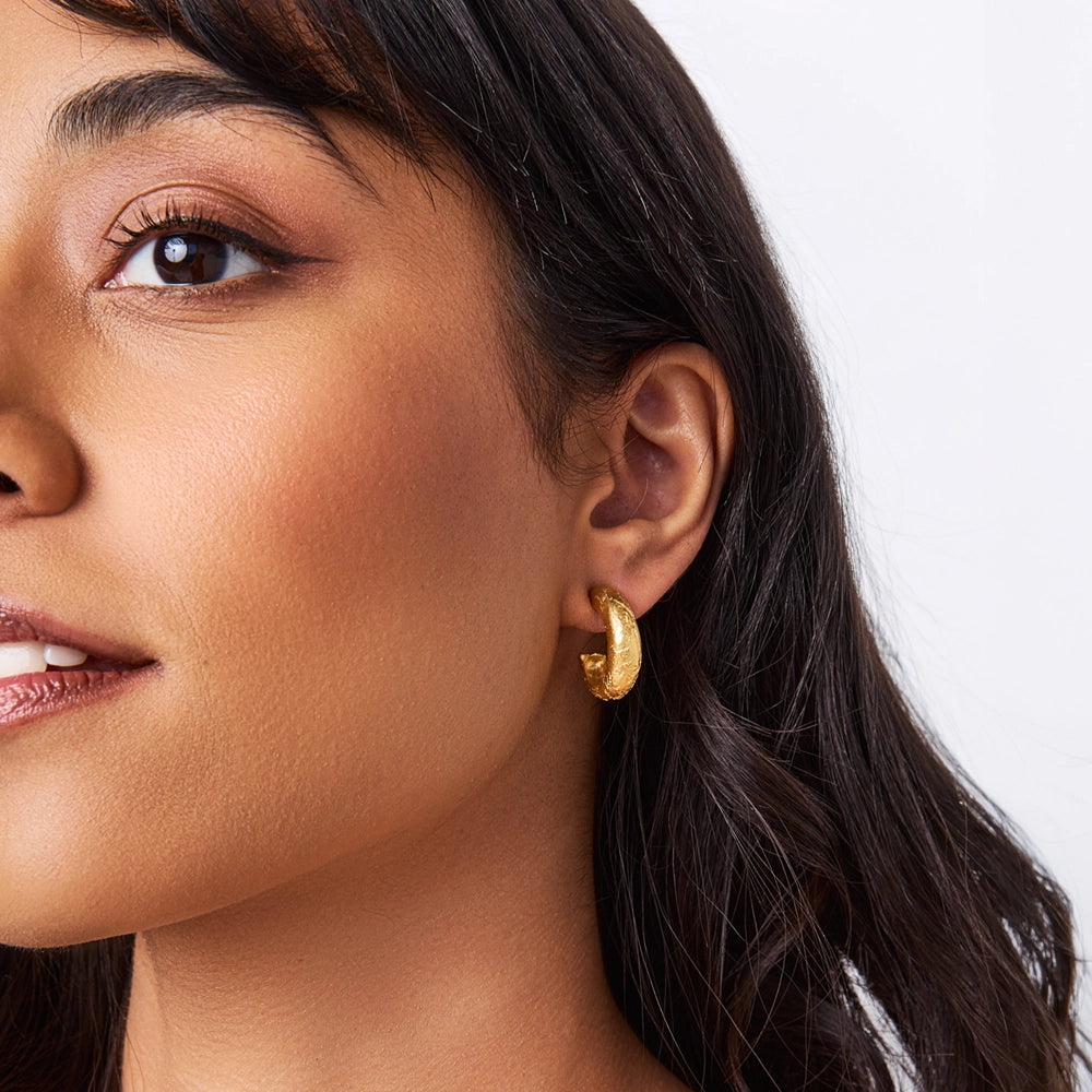 Small Reality of Travel Chunky Hoop Earrings - Gold