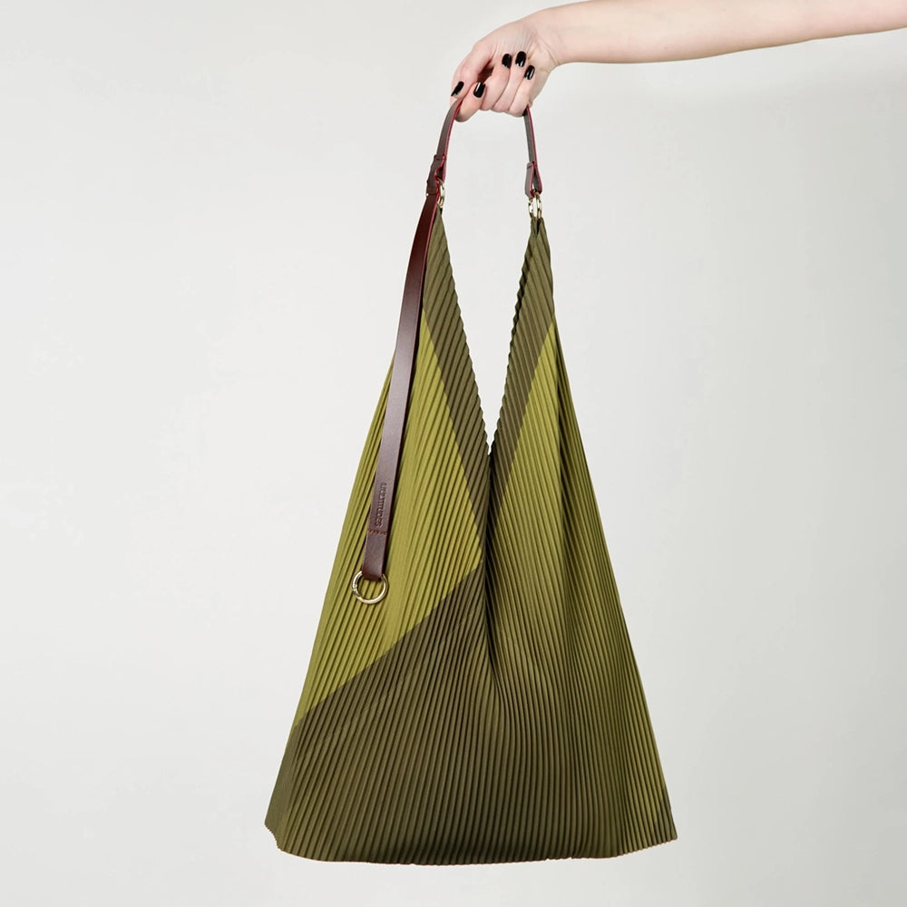 Audrey Y Pleated Bag