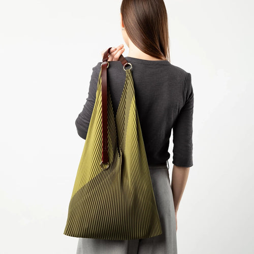 Audrey Y Pleated Bag