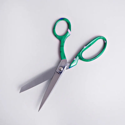 August Scissors