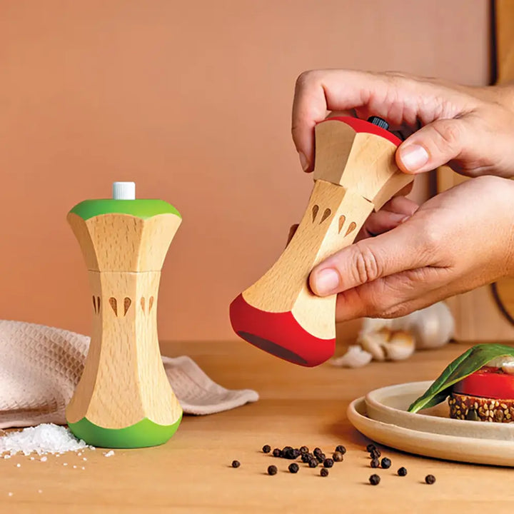 シルバニア　ハンドメイド家具　SPICE ugiko様 Twin Spice Apple Salt & Pepper Grinders – MCA Chicago Store
