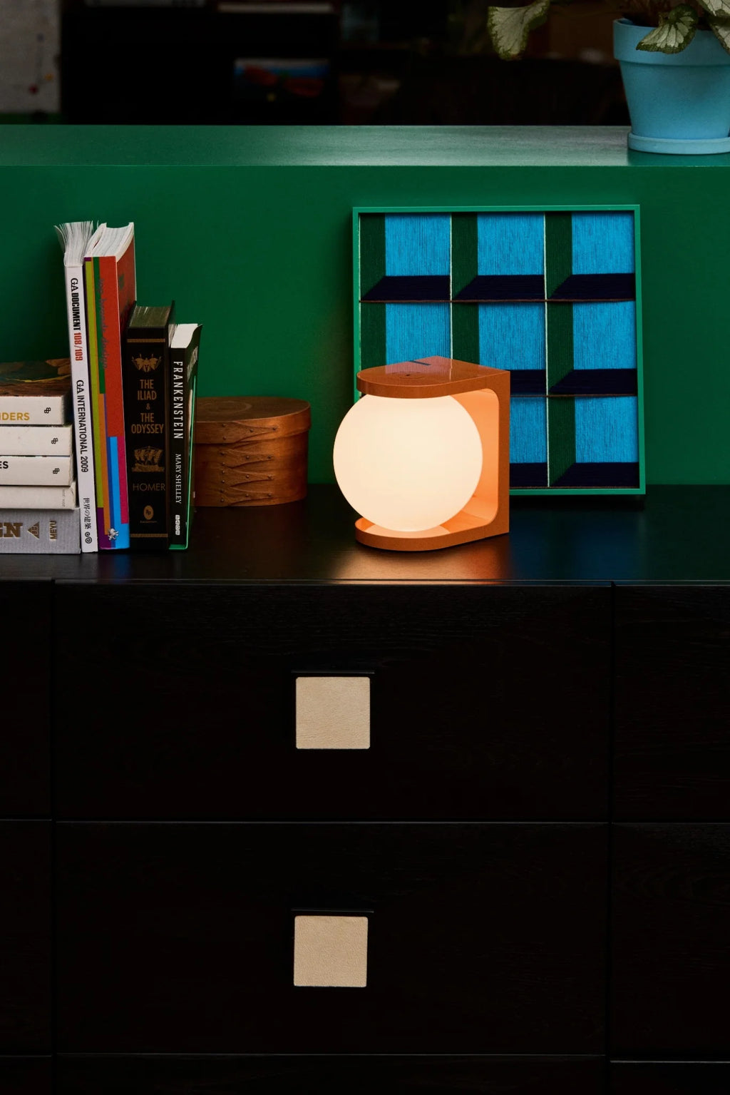 Plat Max Table Lamp