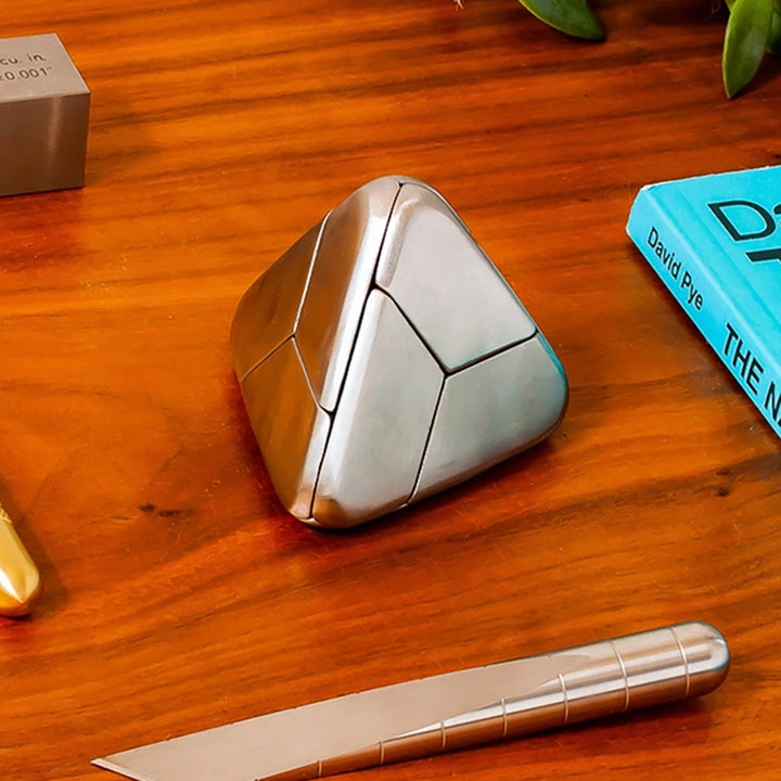 Tetra Puzzle – MCA Chicago Store