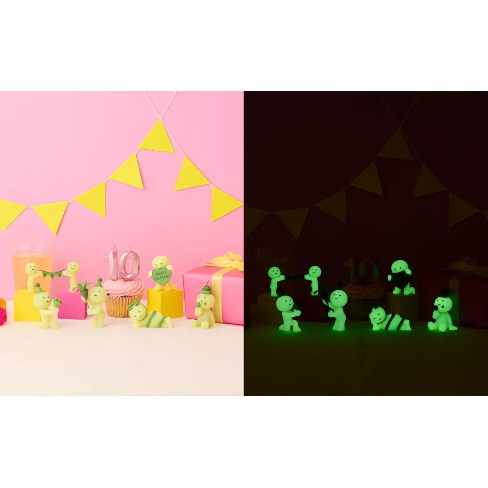 Smiski Glow Mini Figure - Birthday