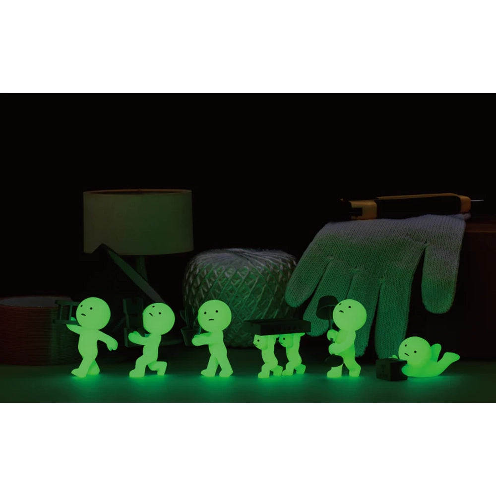 Smiski Glow Mini Figure - Moving