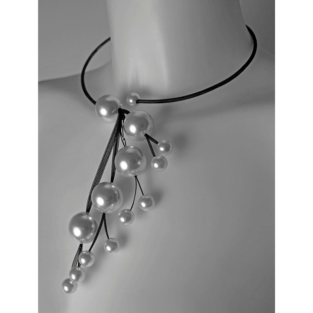 Mesh Pearl Grapes Necklace  