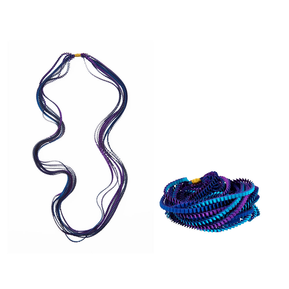 Essilp Pleated Necklace  