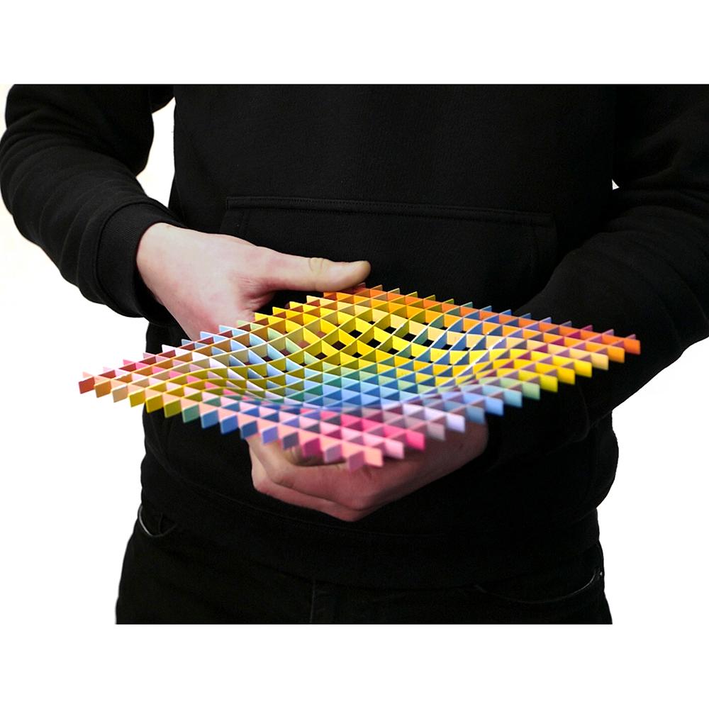 Gravity Spectrum Tray – MCA Chicago Store